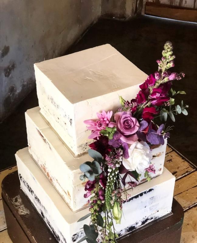 HONEYBEE BAKER